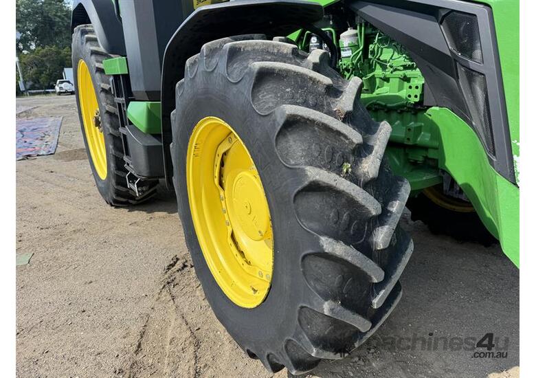 caption JOHN DEERE 8R 340 FWA TRACTOR