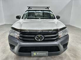 2023 Toyota Hilux Workmate 4x2 Dual Cab Utility (Petrol) (Auto) - picture1' - Click to enlarge