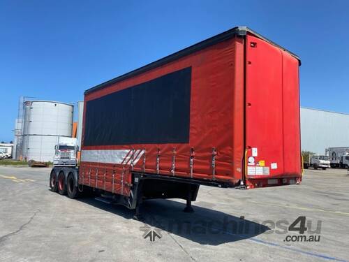 2007 Maxitrans ST3 Tri Axle Drop Deck Curtainside A Trailer