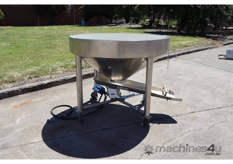caption Stainless Steel Hopper Vibrating Vibratory Tray Feeder - Syntron