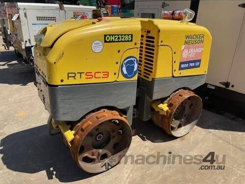 2016 WACKER NEUSON RT82 SC-3 Trench Roller