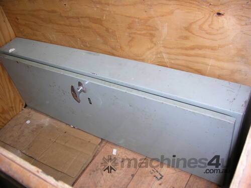 MSL 873 - LARGE LV POWER DISTRIBUTION BOARD - 50% DISCOUNTED PRICE