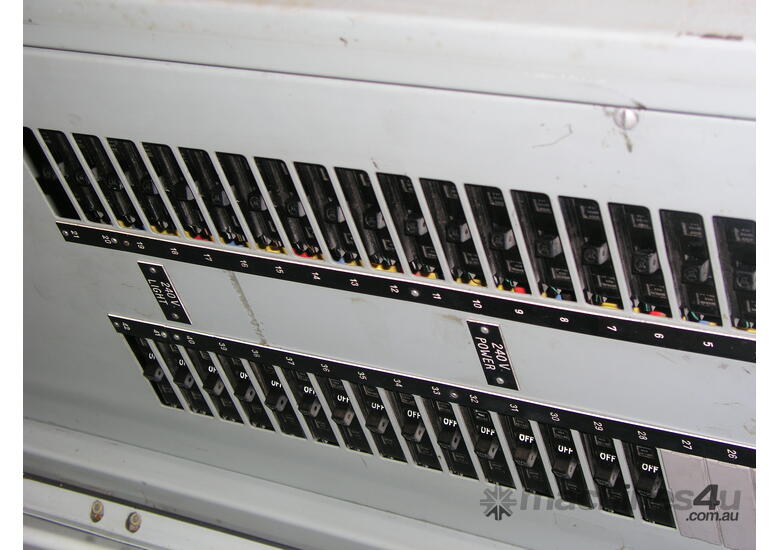 MSL 873 - LARGE LV POWER DISTRIBUTION BOARD - 50% DISCOUNTED PRICE