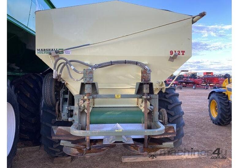 caption Used 2018 Marshall 912T Multispreader