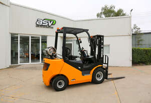 2022 XCMG FGL25T-JA 2.5-Ton Dual Fuel Forklift