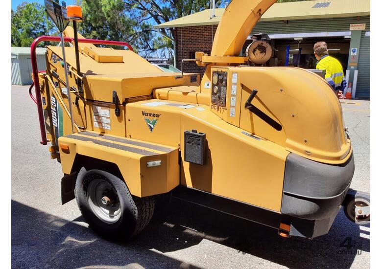 caption Vermeer BC1500 Woodchipper Priced to Go!