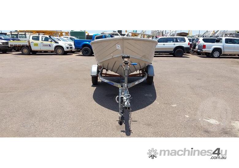 caption Ally Craft 425 Reel Mate
