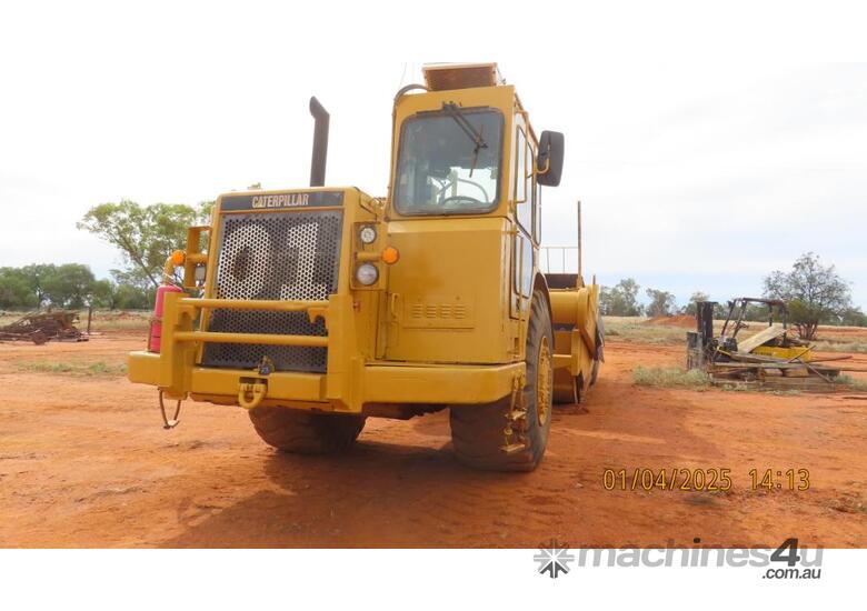 caption CAT Scraper 621E