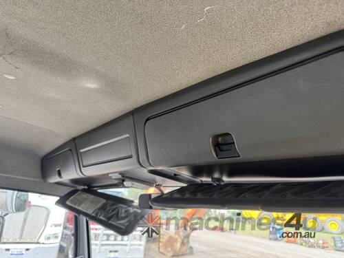 2005 Isuzu FRR 525l F3 Curtainsider