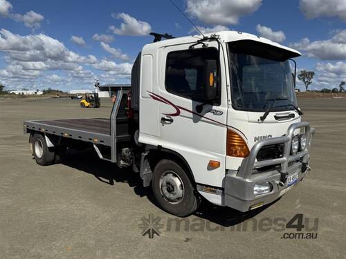 2006 HINO FD TRUCK 