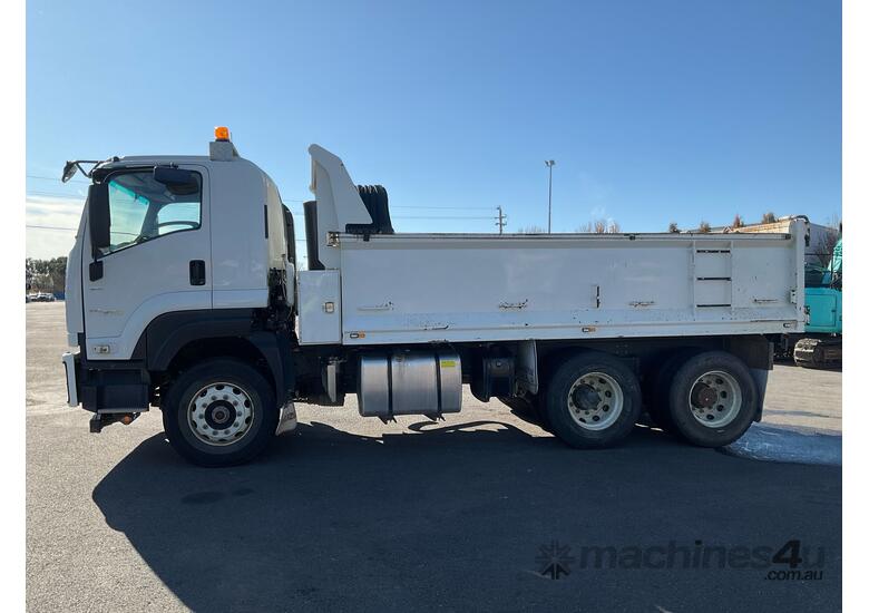 caption 2019 Isuzu FXZ240-350 Tipper
