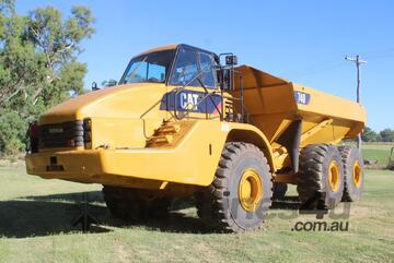 Caterpillar 2005   740 Caterpillar 2005   740