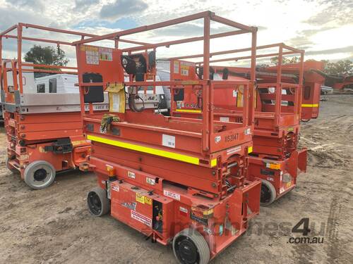 caption 2015 JLG R6 Scissor Lift (Electric)