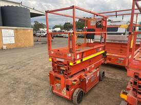 2015 JLG R6 Scissor Lift (Electric) - picture1' - Click to enlarge