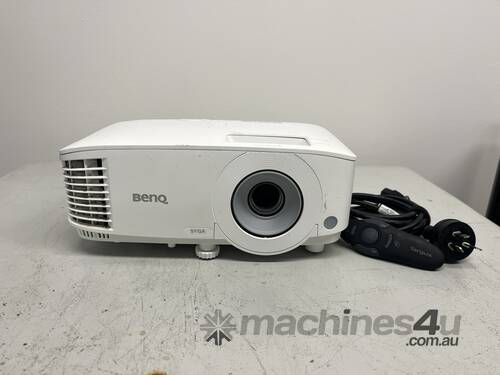 BENQ Overhead Projector