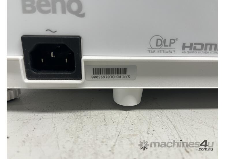 caption BENQ Overhead Projector