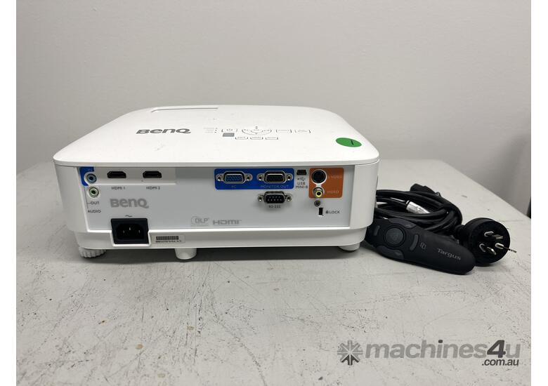 caption BENQ Overhead Projector
