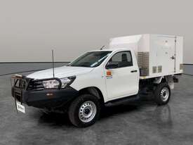 2018 Toyota Hilux 4x4 SR Single Cab T/Diesel (Manual) (Ex Lease) - picture0' - Click to enlarge