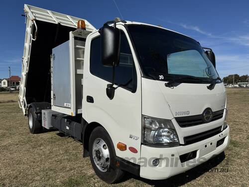 Hino 917 300 Series Single Cab 4x2 PTO Tipper Truck.  Ex Council 