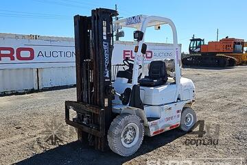 Nissan 2014   POWERLIFT25