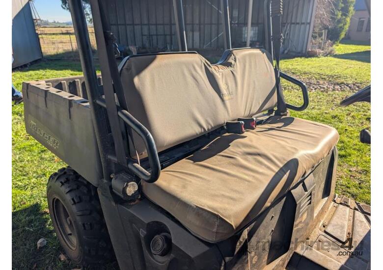 caption Polaris 400 4x4 Ranger Side by Side