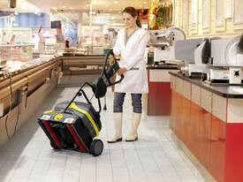 Karcher BR 40/10C Scrubber drier - picture2' - Click to enlarge