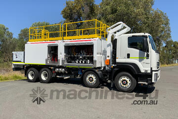 Isuzu FYH 300-350 Service Body Truck