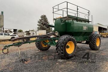2011 SIMPLICITY 12000L TQ2 AIR SEEDER CART