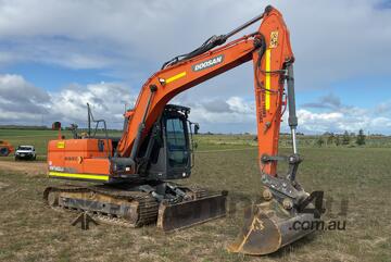 2018 Doosan DX140LC Excavator (Steel Tracked)