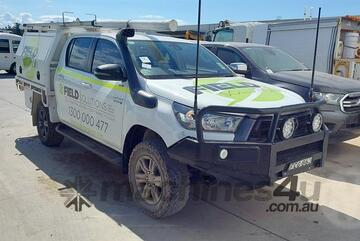 Toyota   Hilux GUN126R