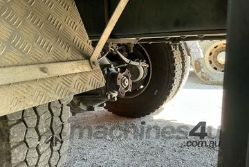 2008 Isuzu FVM 1400 Curtainsider