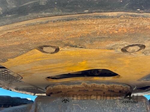 2015 Komatsu PC45MR-3 Excavator (Rubber Tracked)