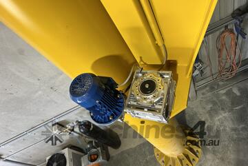 JIB CRANES 500Kg-2000KG IN STOCK