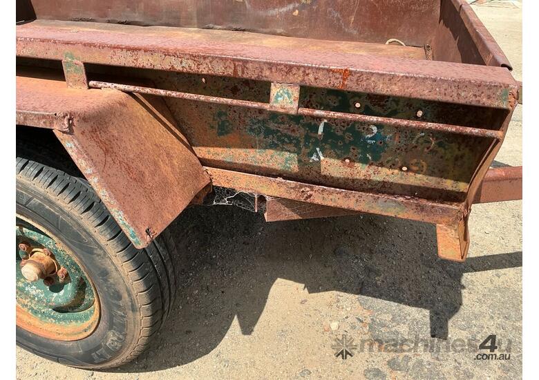 1988 Custom Tandem Axle Box Trailer