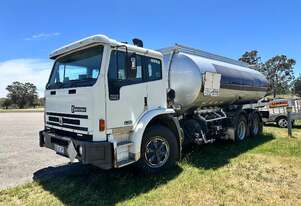 Acco   2350G FUEL TRUCK.