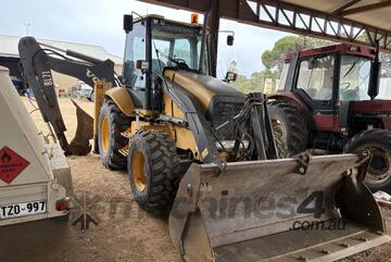 Volvo 2008   BL71 Backhoe