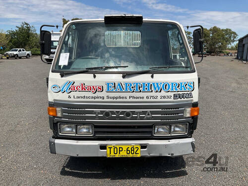 1995 Toyota Dyna Tipper