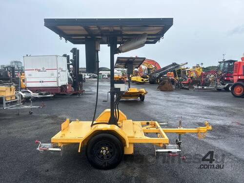 2013 Giga Signs Trailer Mounted Light Tower