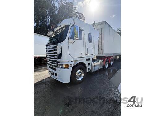 2020 Freightliner Argosy Prime Mover 