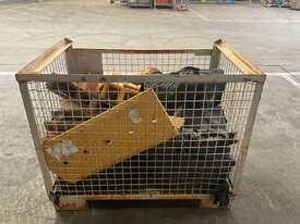 Cage Of Assorted Excavator Bucket Teeth - picture0' - Click to enlarge