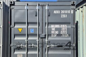 20ft   Shipping Container - LOCK BOX, 12 VENTS, EASY-ACCESS HANDLE, 5 YEARS SHIPPING CERTIFICATION