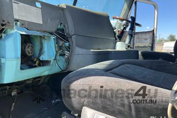 2007 Freightliner Argosy Prime Mover Sleeper Cab