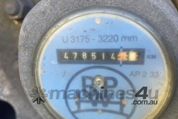 2008 Maxitrans ST3 Tri Axle Flat Top B Trailer