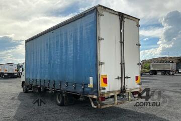 2012 Hino FD500 1024 Curtainsider Day Cab