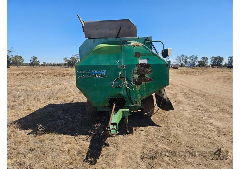 1996 KEENAN EASI FEEDER 100 FEED MIXER