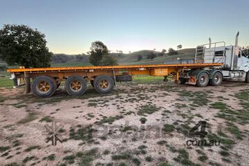 Haulmark   FLAT TOP TRAILER