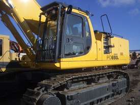 Komatsu PC650-6 - picture0' - Click to enlarge