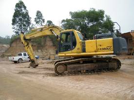 2000 KOMATSU EXCAVATOR WITH NEW HOSES AND WALKING GEAR - picture1' - Click to enlarge