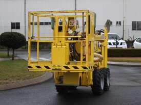 Leguan 125-200 4WD Articulating Spider Lift - picture1' - Click to enlarge