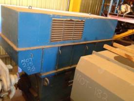 1050kw 2 pole 3300v Shinko AC Electric Motor - picture1' - Click to enlarge